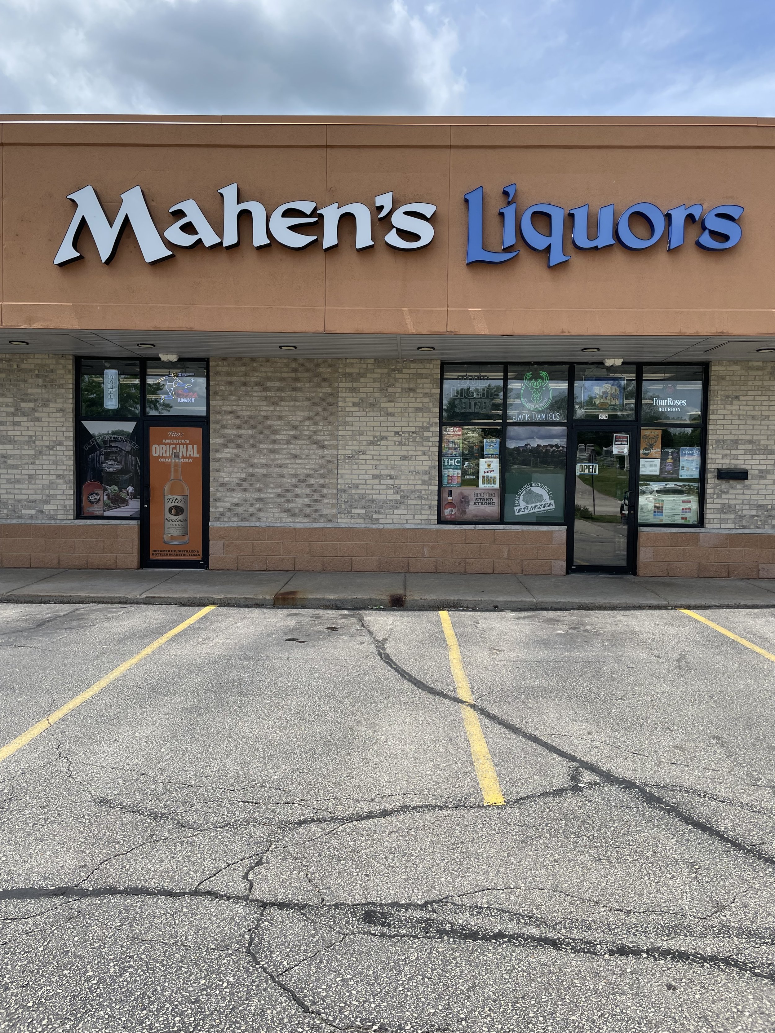 Mahen’s Liquor